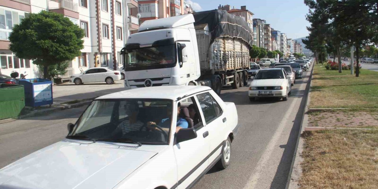 Yeni Konya Antalya Kara Yolunda Bayram Tatili D N Yo Unlu U