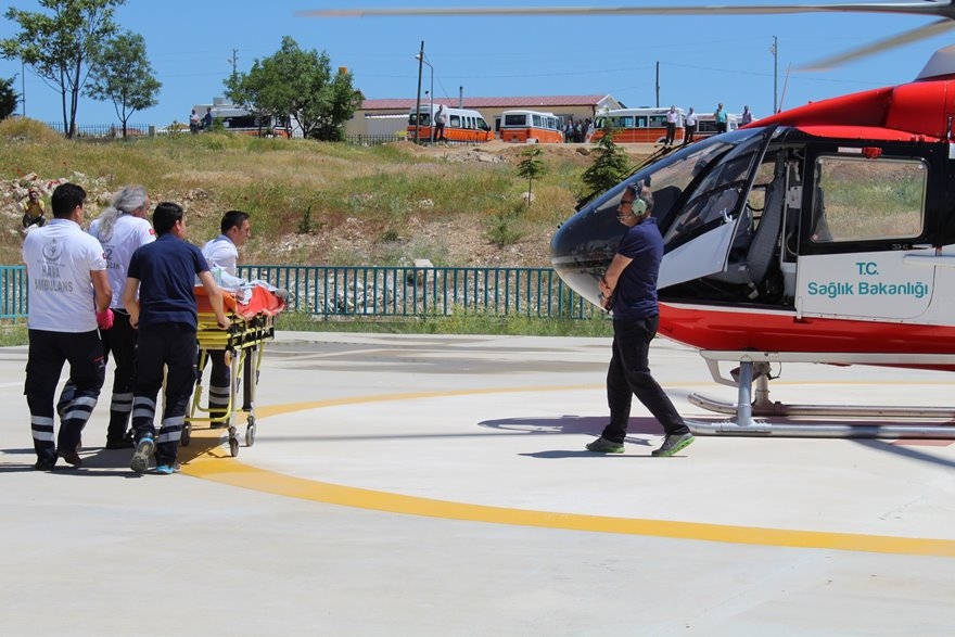 Karaman�da Kalbi Duran 3 Aylık Bebek Hava Ambulansıyla Nakledildi