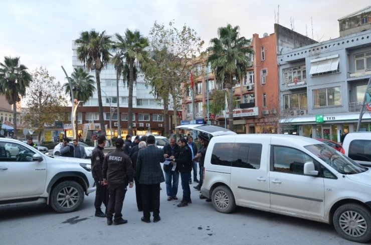 Mersin'de İşadamının 300 Bin Tl’sini Çaldılar