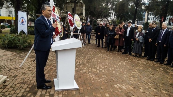 Antalya'da Rauf Denktaş Muratpaşa’da Anıldı