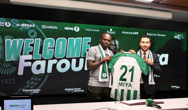 Konyaspor, Farouk Miya'yı Transfer Etti