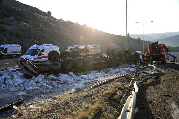 Başkentte Trafik Kazası: 1 Ölü