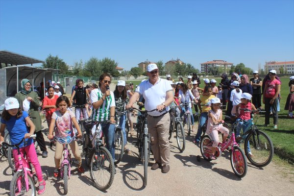 Karapınarlı Çocuklar Sağlıklı Yaşam İçin Pedal Çevirdi