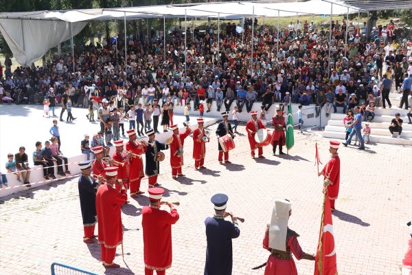 Uluslararası Dadaloğlu Geleneksel Kültür Ve Sanat Şenliği