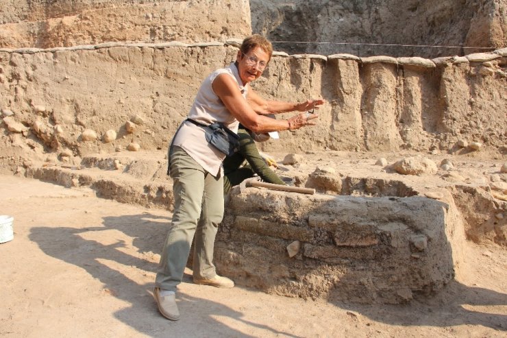 Yumuktepe Höyüğünde Kazılarla 9 Bin Yıllık Geçmiş İncelenecek