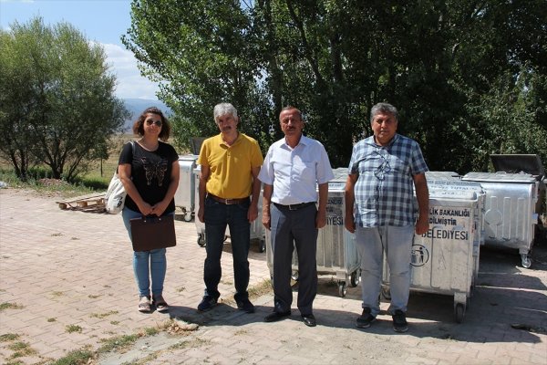 Belediye Çöp Konteynerlerini Yeniledi