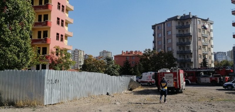 İntihar Girişimini Polis Önledi