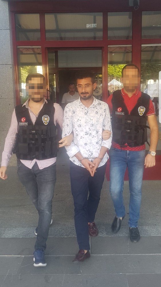 Polisin Elini Attığı Yerden Uyuşturucu Çıktı