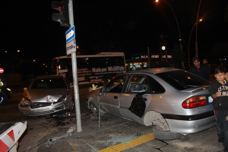 Kaldırımda Bekleyen Bisikletli Dehşeti Yaşadı