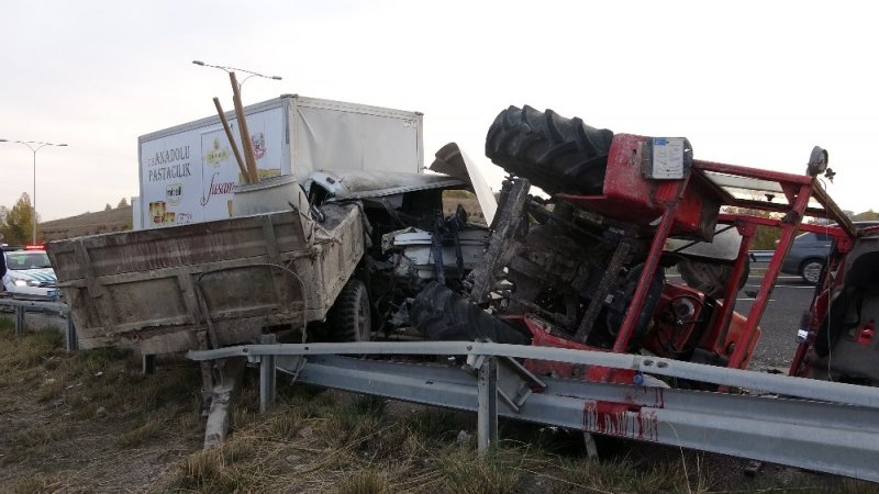 Başkentte Feci Kaza: 1 Ölü, 2 Yaralı