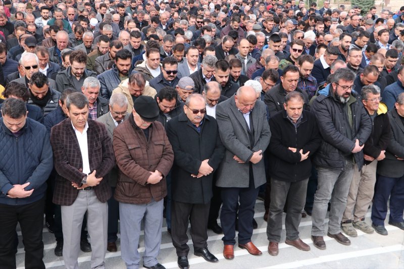 Hasan Binici Dualarla Son Yolculuğuna Uğurlandı