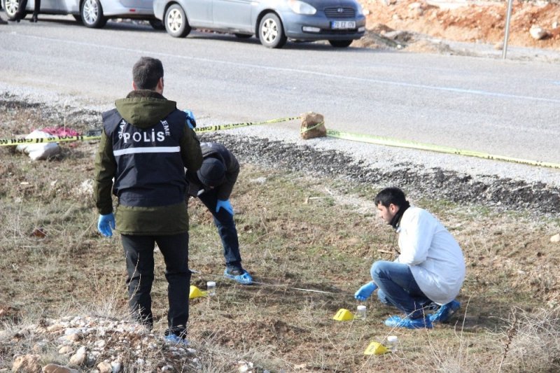 Karaman’da Bir Kadına Ait Olduğu Düşünülen Kemik Parçaları Bulundu