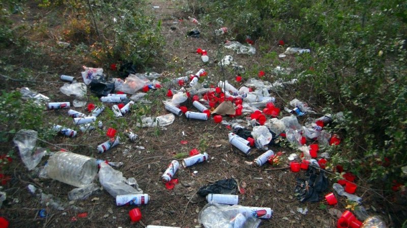 Çakmak Gazı Kullanarak Kendinden Geçen Gençlere Polis Baskını