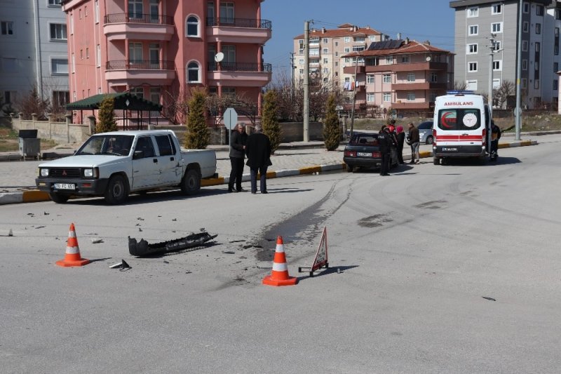 Kaza Sonrası Şoka Giren Yolcu Yerinden Kıpırdamadı