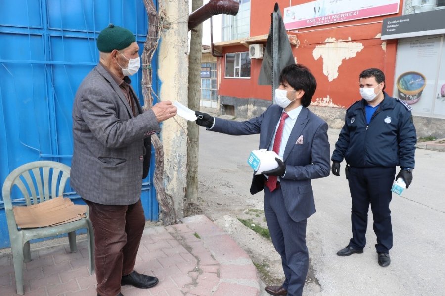 Korona Virüs Nedeniyle İş Yeri Kapanan Esnaf Ve İşçiye Nakit Desteği