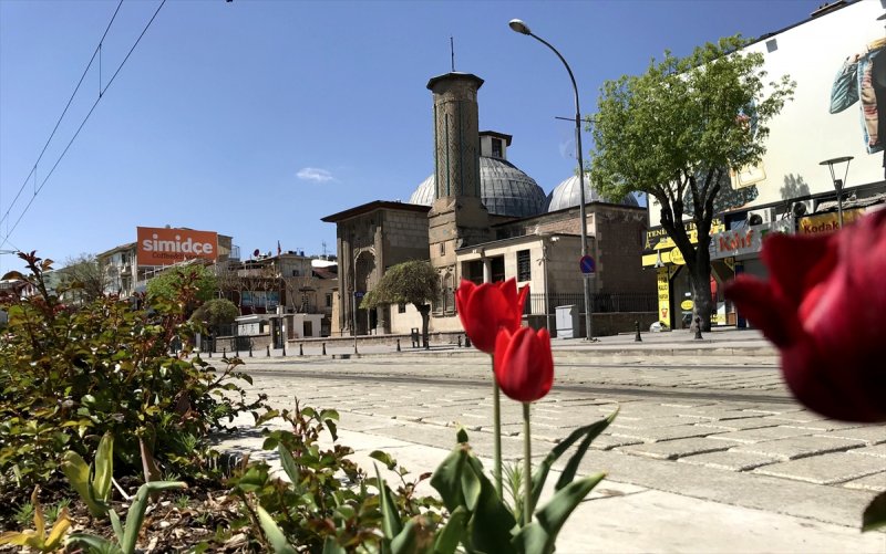 Konya Sokakları Onlara Kaldı