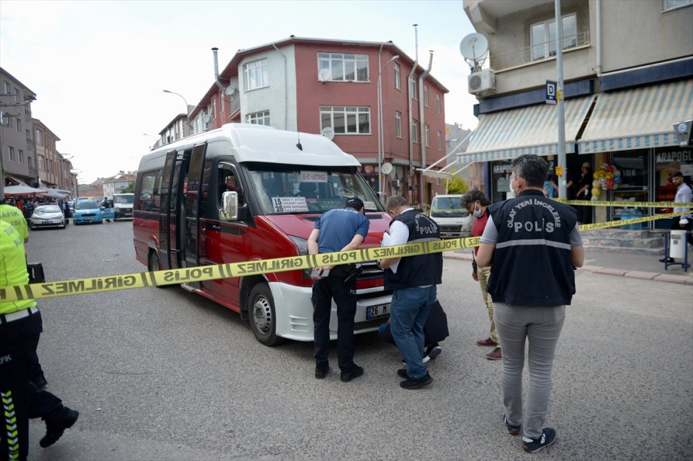 Eskişehir'de Dolmuşun Çarptığı 5 Yaşındaki Çocuk Öldü