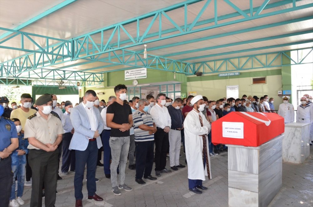 Kaza Kurşunuyla Yaşamını Yitiren Astsubay Toprağa Verildi