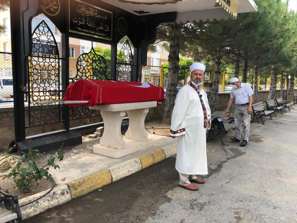 Konya'da Hayatını Kaybeden Kore Gazisi Son Yolculuğuna Uğurlandı