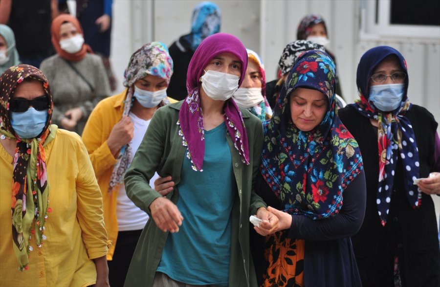 Samsun'da Fındık Toplarken Kurşun İsabet Eden Çocuk Defnedildi