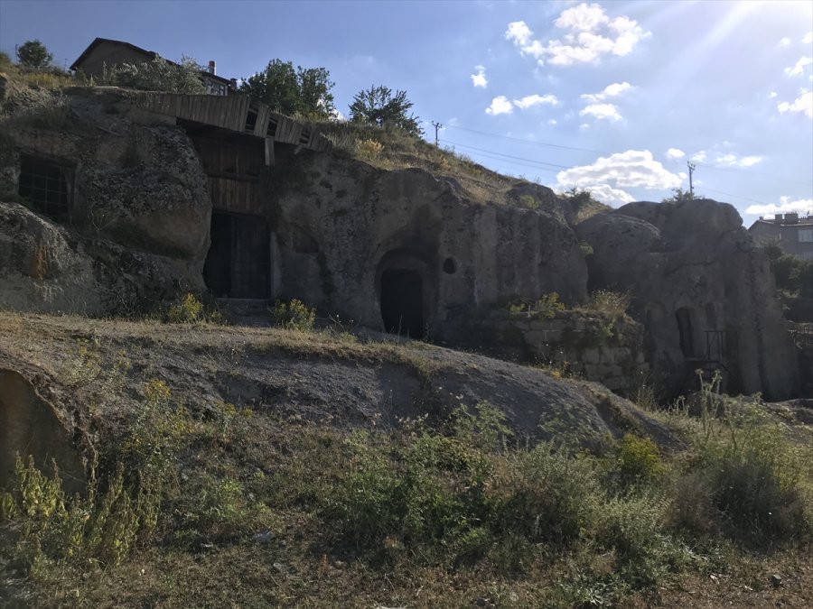 Doğa Ve Tarihi Buluşturan Mekan: Kilistra Antik Kenti