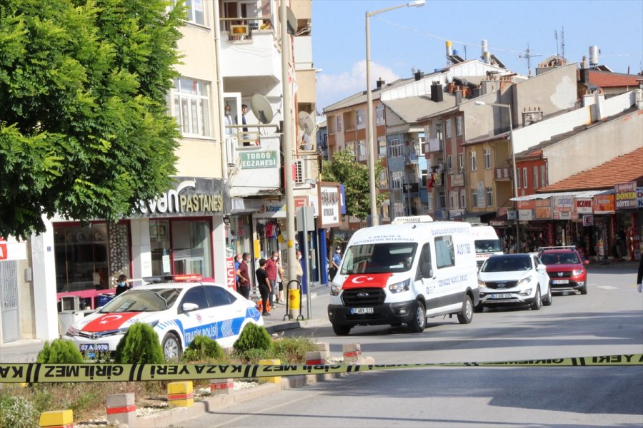 Şehit Polis Memuru Onur Küçük Son Yolculuğuna Uğurlandı