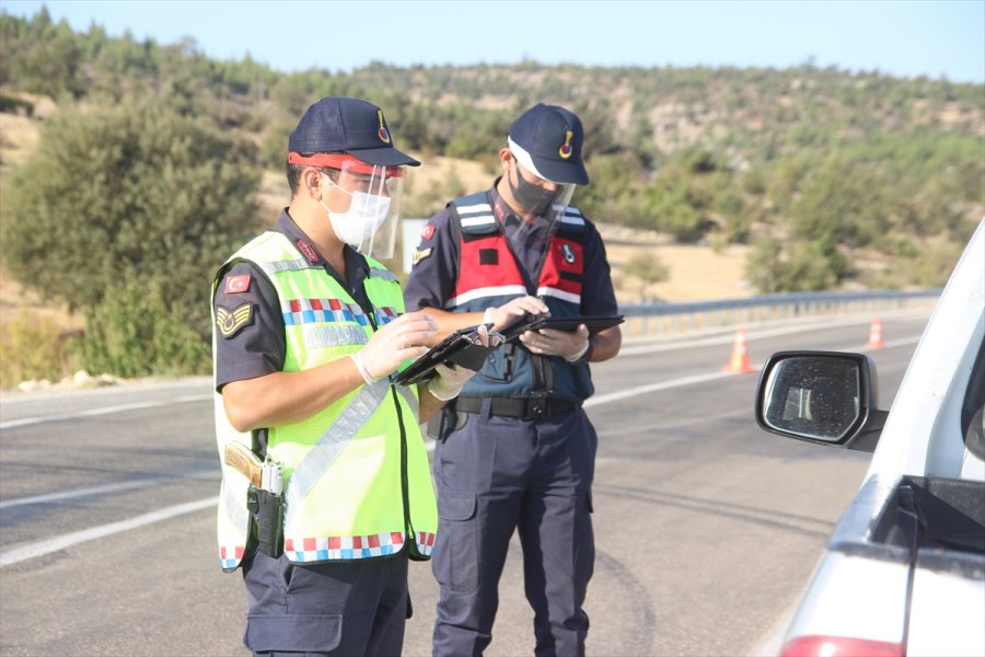 Gülnar'da Kovid-19 Denetimi Yapıldı