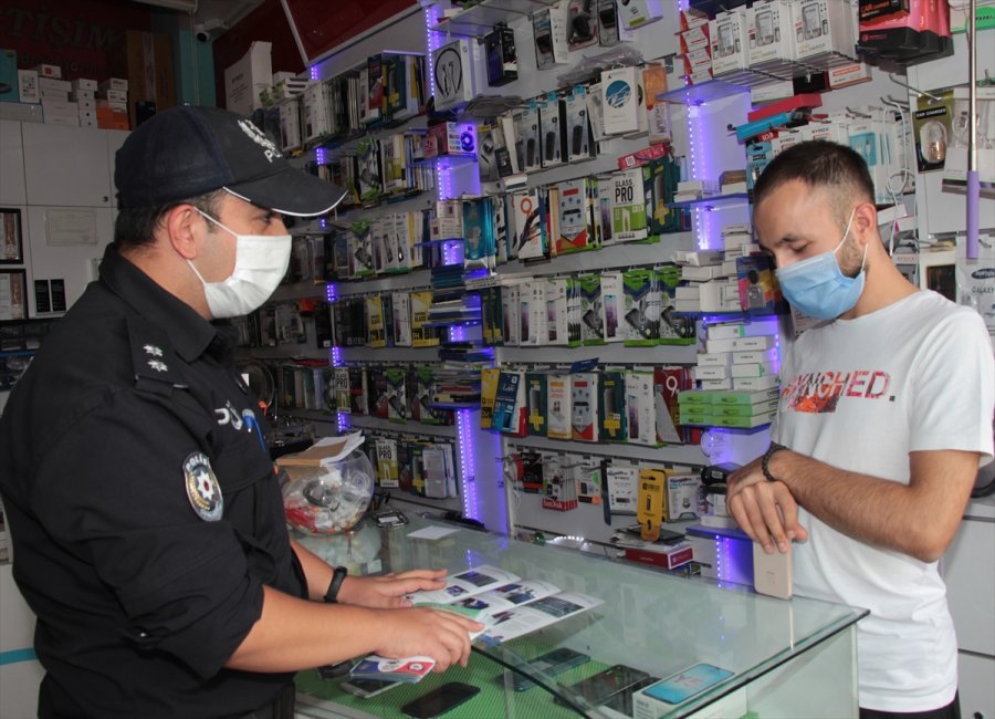 Beypazarı'nda Polis Ekipleri, Esnafı Ve Halkı Dolandırıcılara Karşı Bilgilendiriyor