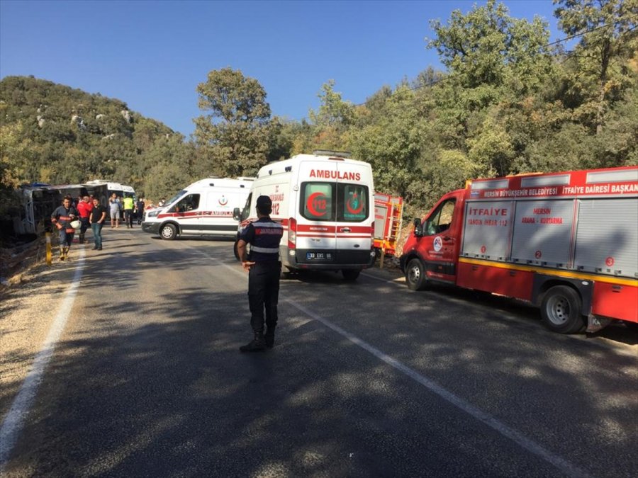 Mersin'de Tarım İşçilerini Taşıyan Midibüs Devrildi: 1 Ölü, 34 Yaralı