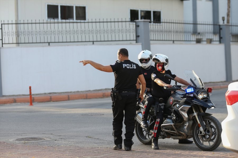 Antalya'da Polisin Elinden Kaçan Hırsızlık Şüphelisi Yakalandı