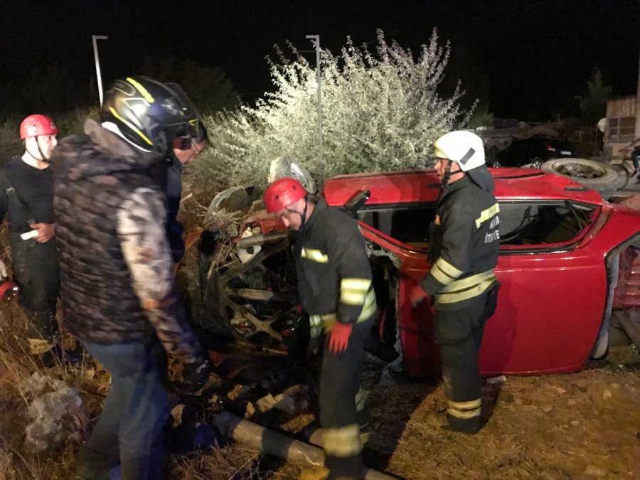 Konya'da İki Otomobil Çarpıştı: 9 Yaralı