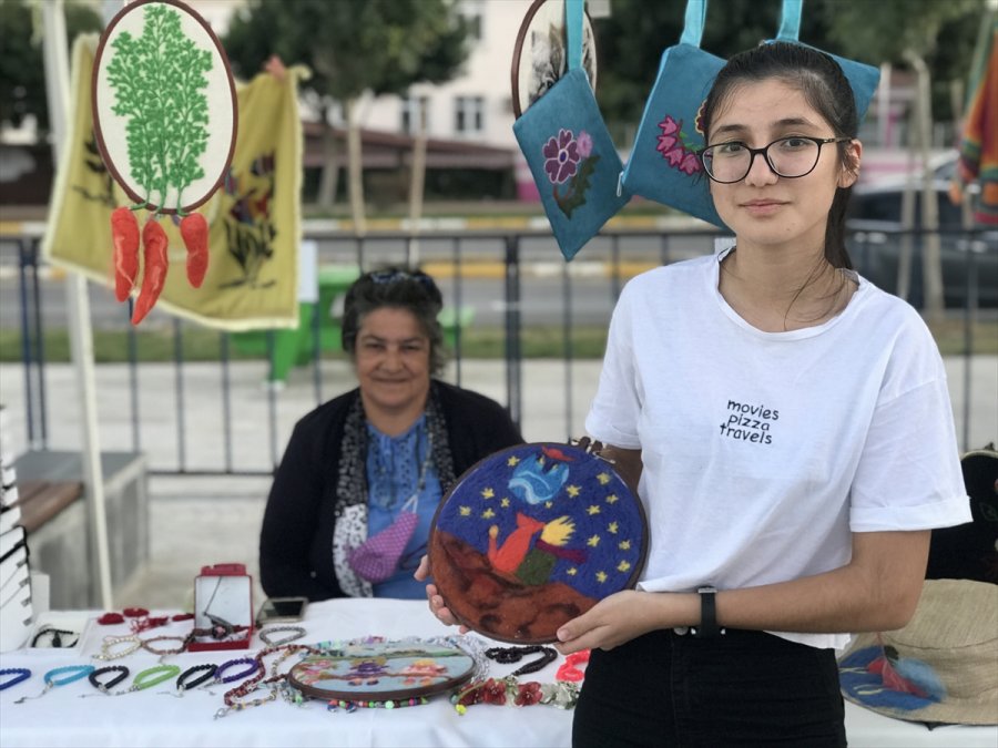 Üreten Kadınlar Evlerinin Ekonomisine Katkı Sağlıyor