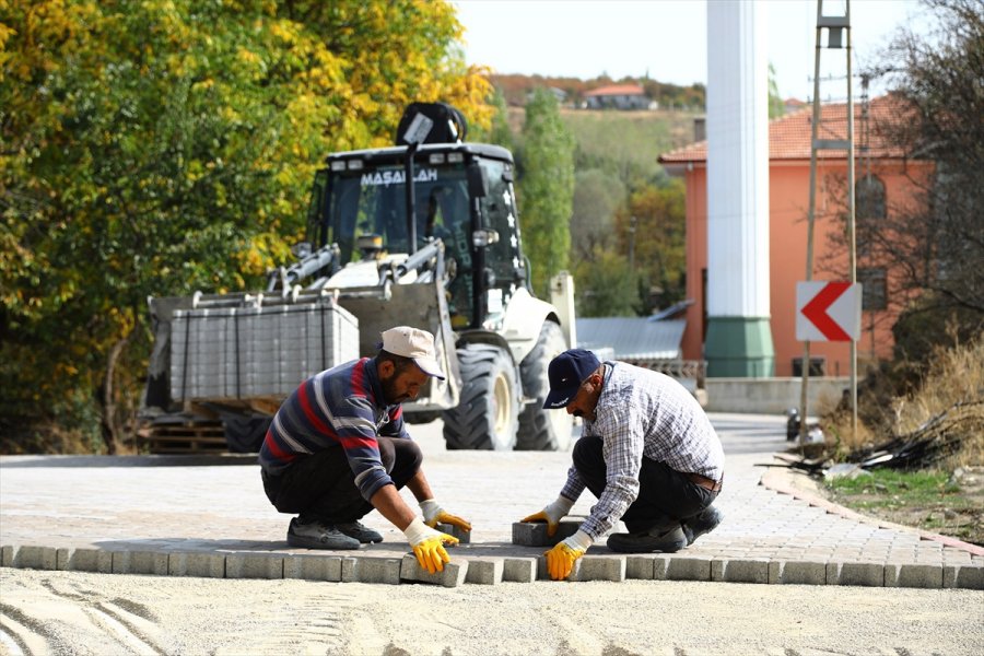 Keçiören Belediyesi Köy Yollarını Yeniledi