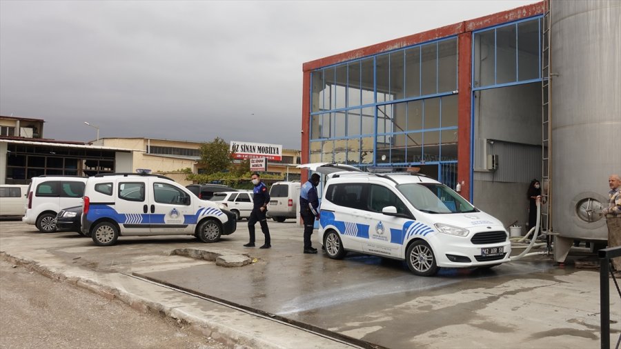 Konya'daki Süt Toplama Merkezinde Tepkiye Neden Olan Görüntülerle İlgili Soruşturma Başlatıldı