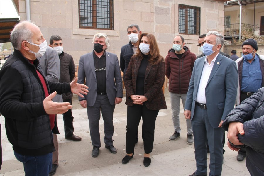 Koramaz Vadisi'ne Yapılmak İstenen Taş Ocağına Mahalle Sakinlerinden Tepki