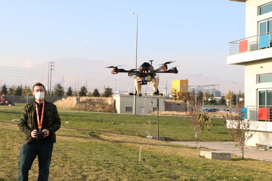 Üniversite Öğrencisi, Fidan Dikimi İçin Kullanılması Amacıyla Drone Tasarladı