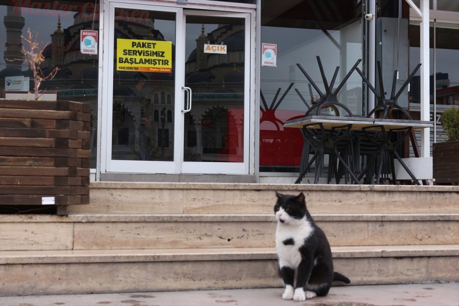 Konya, Afyonkarahisar, Karaman Ve Aksaray'da Yeni Kovid-19 Tedbirleri Hayata Geçirildi