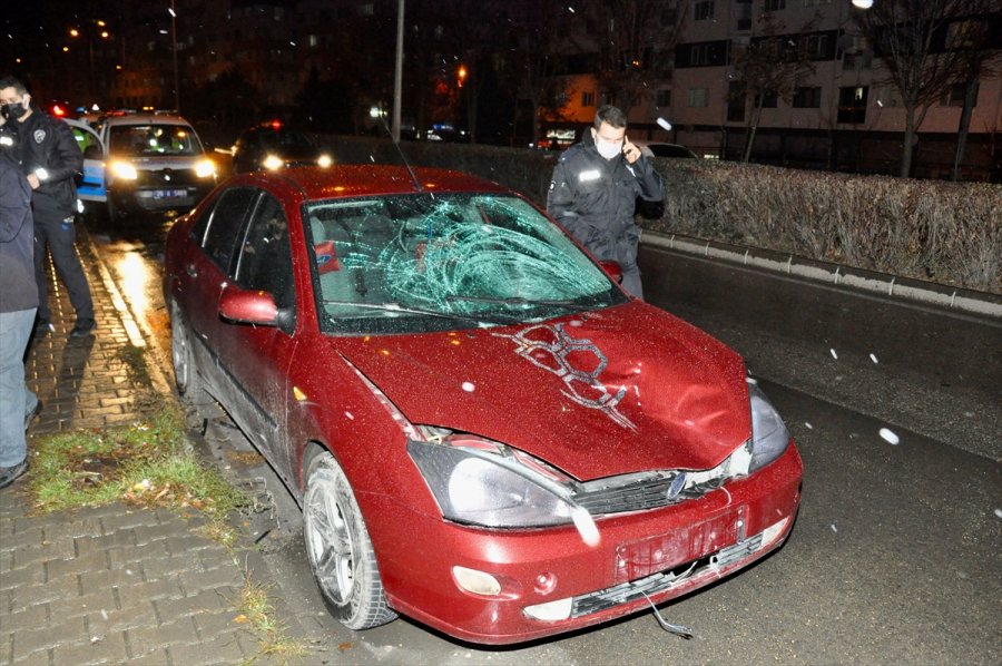 Eskişehir'de Otomobilin Çarptığı Kadın Öldü