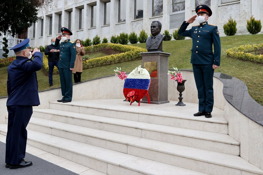 Rus Büyükelçi Karlov, Ankara'da Anıldı