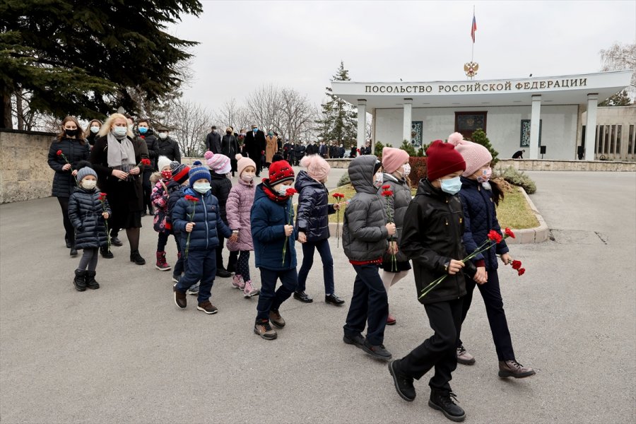 Rus Büyükelçi Karlov, Ankara'da Anıldı