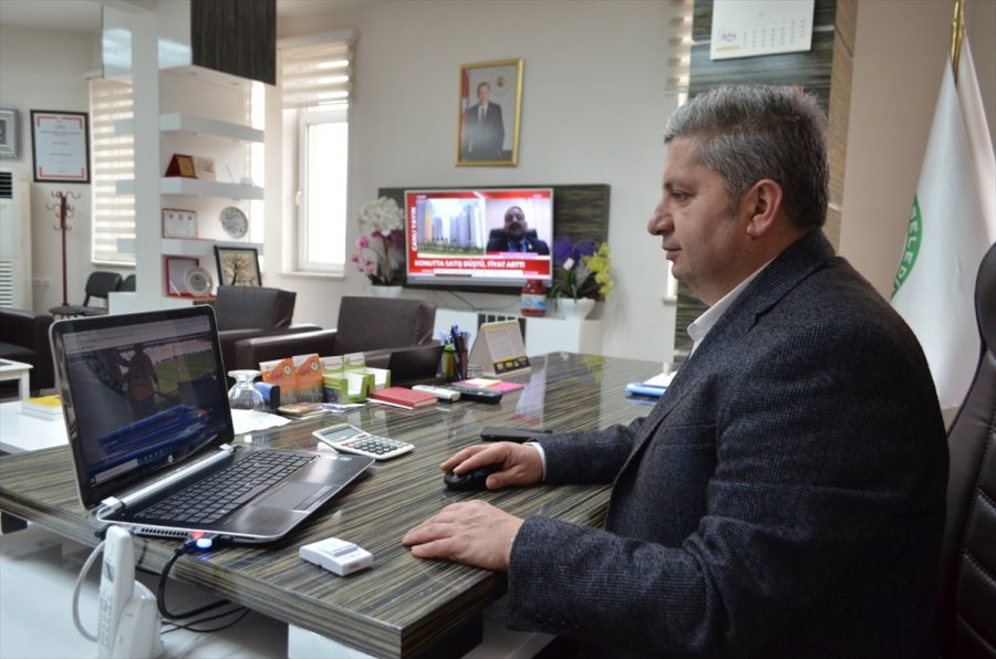 Kayseri'de Belediye Başkanları, AA'nın "Yılın Fotoğrafları" Oylamasına Katıldı