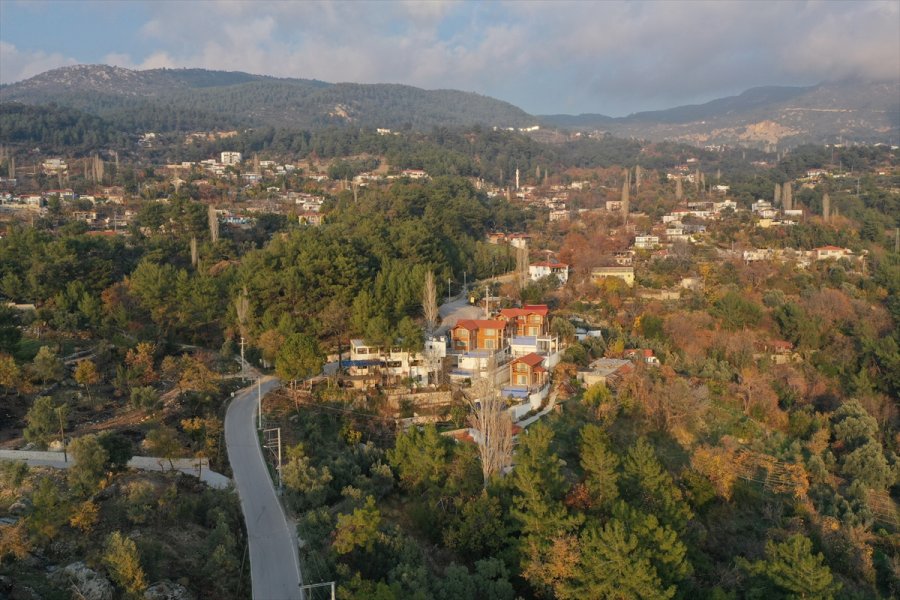 Antalya'da Yaklaşan Yılbaşıyla 