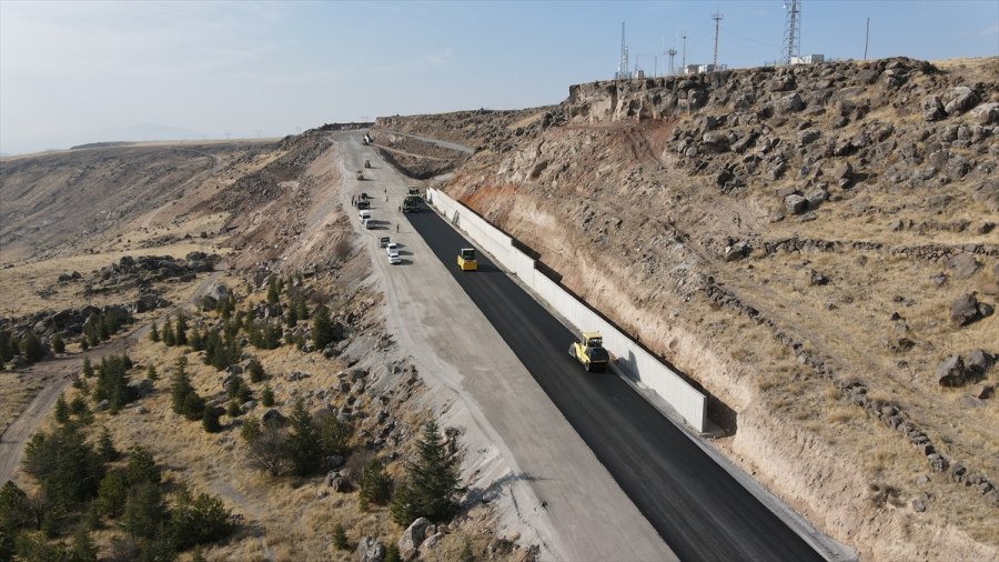 Hıdırellez Yolu'nda Asfaltlama Çalışmaları Başladı