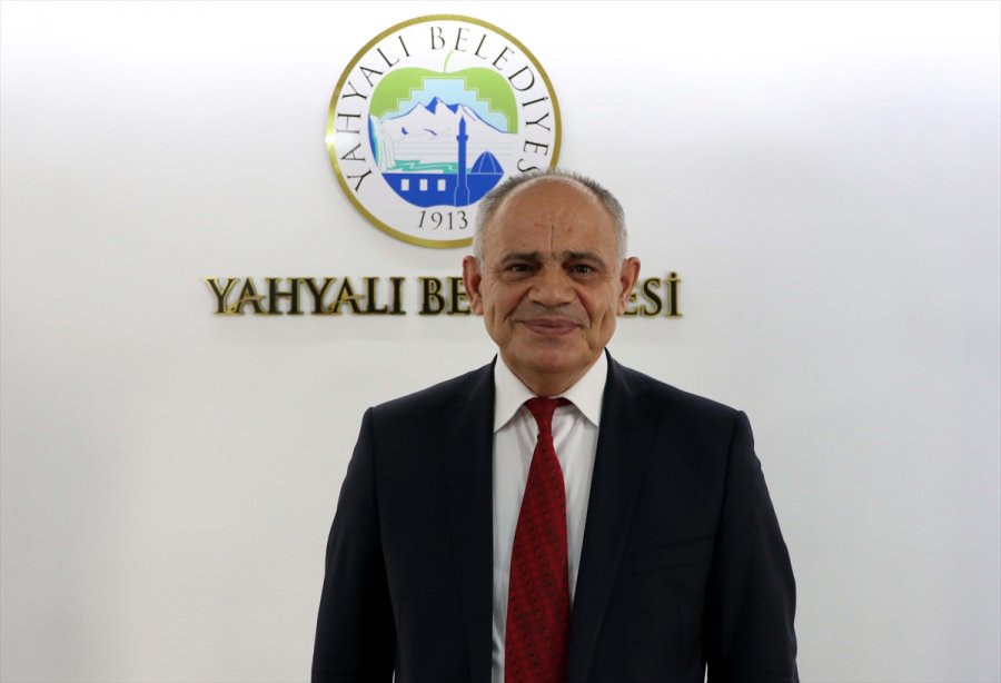 Kar Yağışıyla Coşan Kayseri'deki 