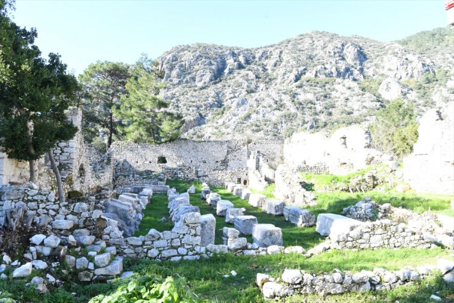 Kültür Ve Turizm Bakanı Mehmet Nuri Ersoy, Olimpos'u Ziyaret Etti