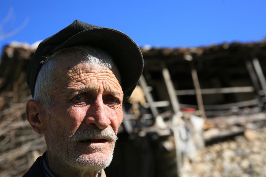 Eşinin Tek Emaneti Koça Gözü Gibi Bakıyor