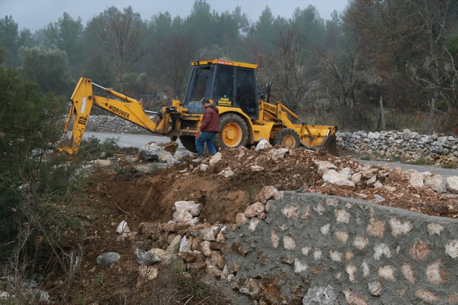 Akseki'de Altyapı Çalışmaları Devam Ediyor