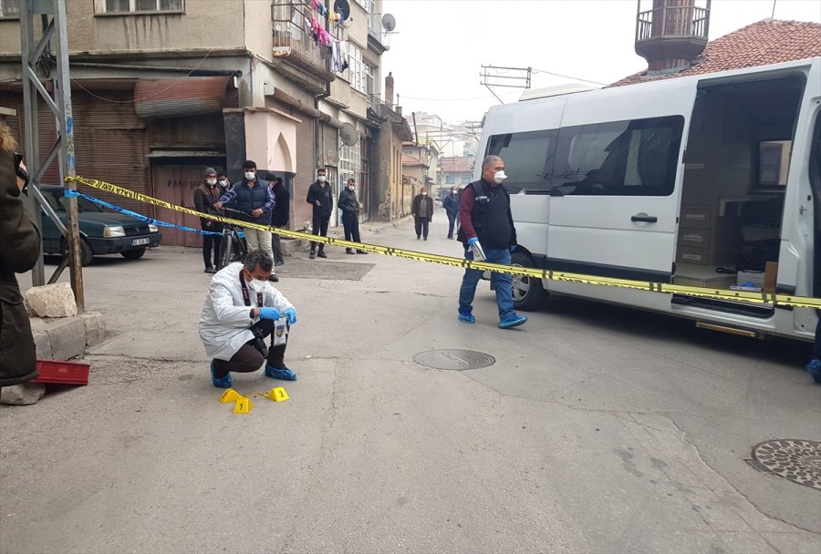 Konya'da Aracıyla Seyir Halindeyken Silahlı Saldırıya Uğrayan Kişi Hayatını Kaybetti