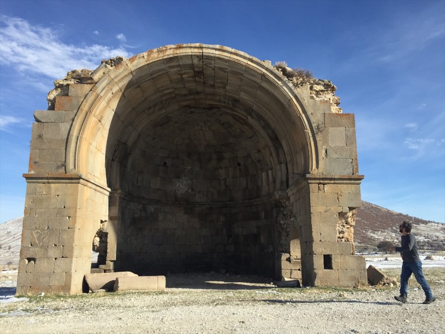 Karaman'daki Değle Ören Yerinin Gönüllü Bekçileri Nöbetleşe Görev Yapıyor