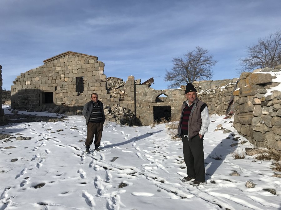 Karaman'daki Değle Ören Yerinin Gönüllü Bekçileri Nöbetleşe Görev Yapıyor